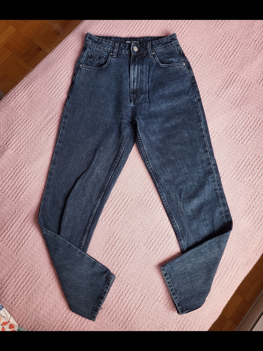 Zara Women's High-Rise Black-Blue Jeans